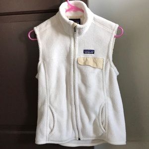 Women’s Patagonia Vest- cream color